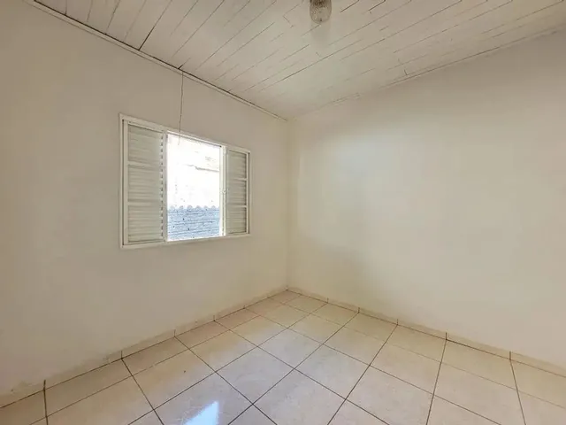 Imagem 10: Casa para Alugar em Maringá, Zona 04, com 2 Quartos, com 74.7 M²