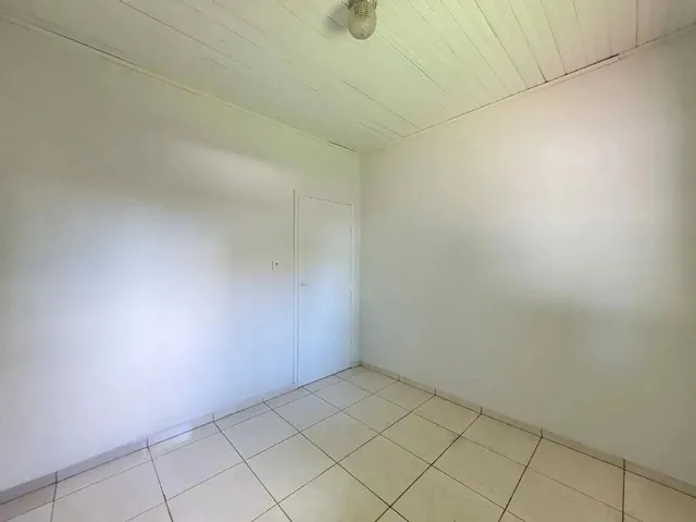 Imagem 8: Casa para Alugar em Maringá, Zona 04, com 2 Quartos, com 74.7 M²
