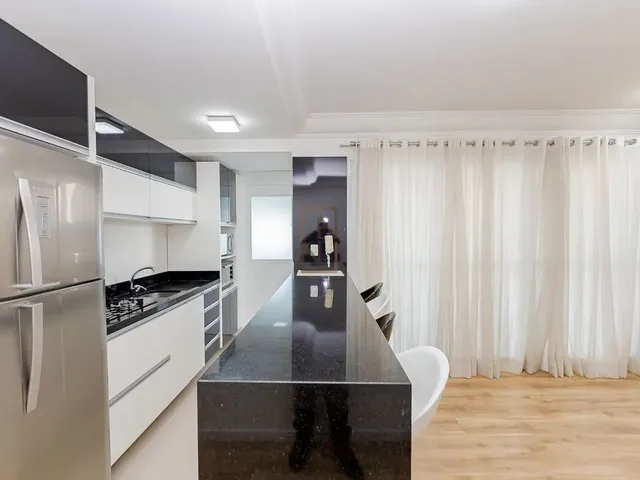 Imagem 15: Apartamento Mobiliado com 2 Quartos e 2 Vagas de Garagem no Bigorrilho!