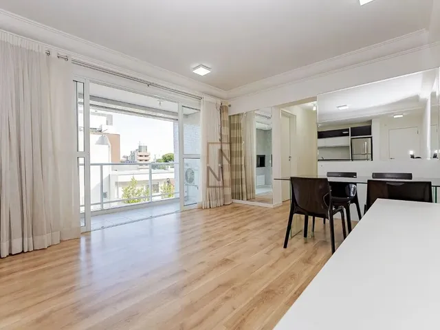 Imagem 9: Apartamento Mobiliado com 2 Quartos e 2 Vagas de Garagem no Bigorrilho!