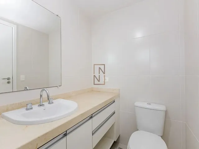 Imagem 8: Apartamento Mobiliado com 2 Quartos e 2 Vagas de Garagem no Bigorrilho!