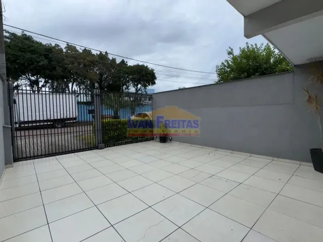 Imagem 2: Excelente Sobrado com Terreno e Edícula nos Fundos!!!