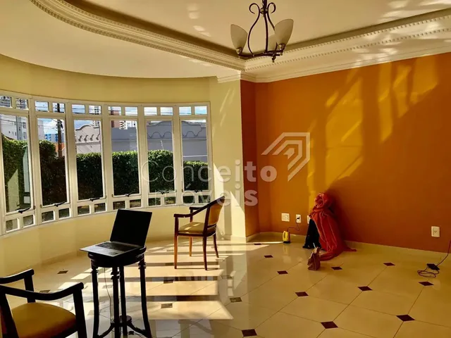 Imagem 13: Sobrado Triplex com Piscina - Centro