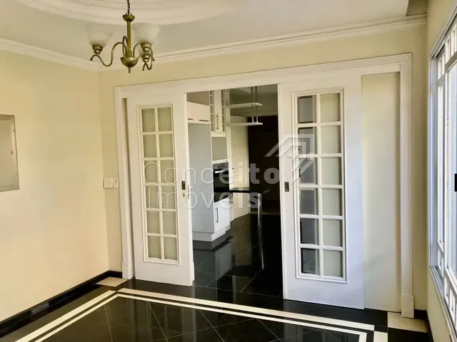 Imagem 7: Sobrado Triplex com Piscina - Centro