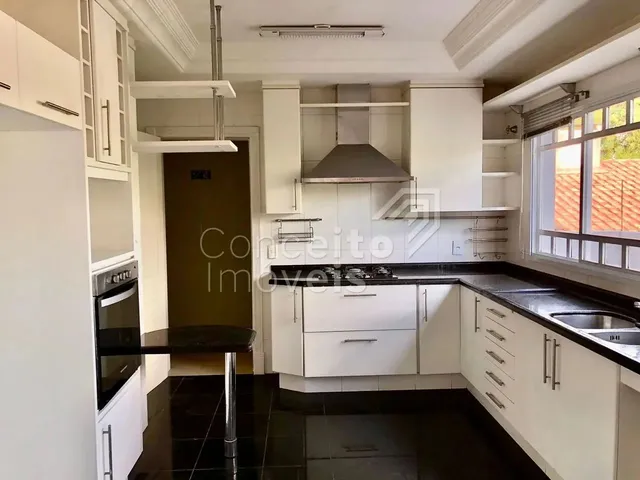 Imagem 12: Sobrado Triplex com Piscina - Centro