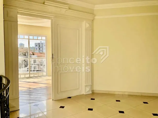 Imagem 10: Sobrado Triplex com Piscina - Centro