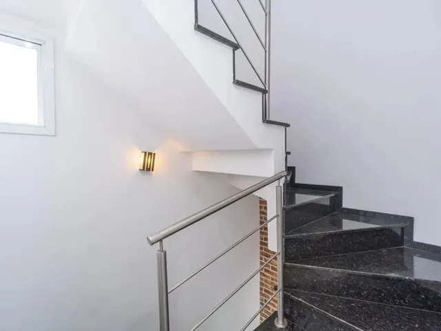 Imagem 12: Sobrado de 3 Quartos no Bairro Sítio Cercado