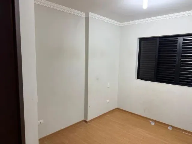 Imagem 2: Apartamento com 3 Quartos para Alugar no Novo Centro de Maringá - Zona 01