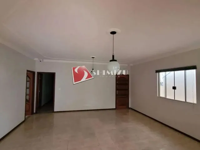 Imagem 7: Casa À Venda em Maringá com 189M² Construção e 338M² Terreno, Jardim Novo