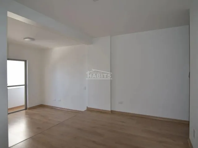 Imagem 4: Apartamento com 1 Dormitório À Venda com 55M² no Bairro Centro - Curitiba / Pr