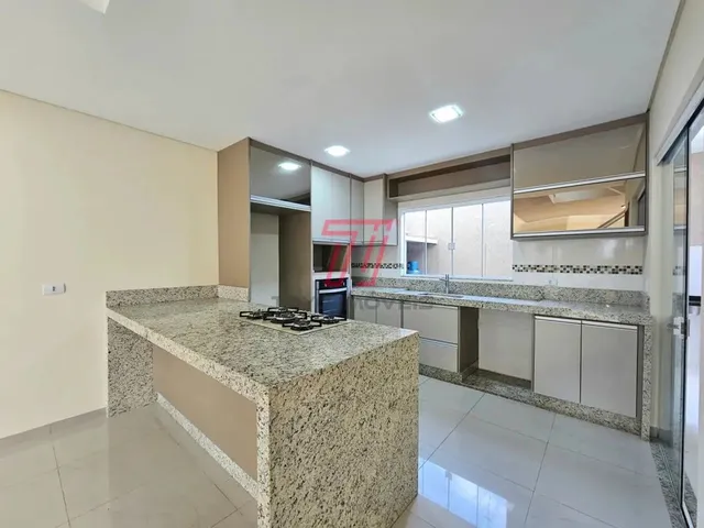 Imagem 10: Sobrado com 3 Dormitórios para Vender Ou Alugar no Bairro Pinheirinho