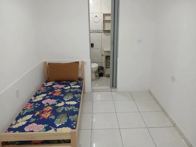 Imagem 8: Aluga-Se Quartos com Suíte e Mobilhado para Moças