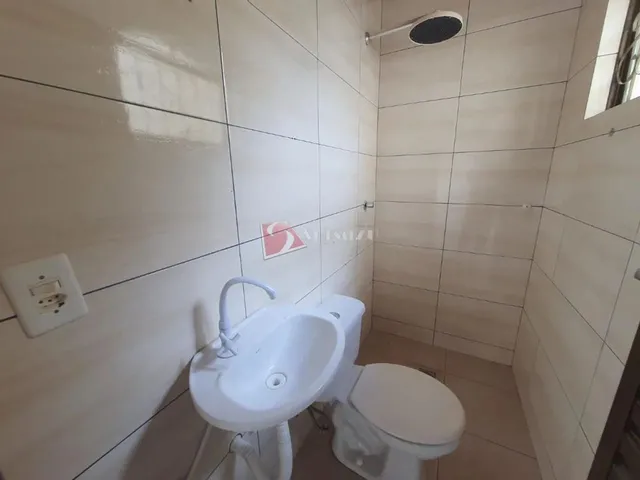 Imagem 12: Sobrado para Alugar em Maringá, Jardim Vitória, com 4 Quartos, com 269.5 M²