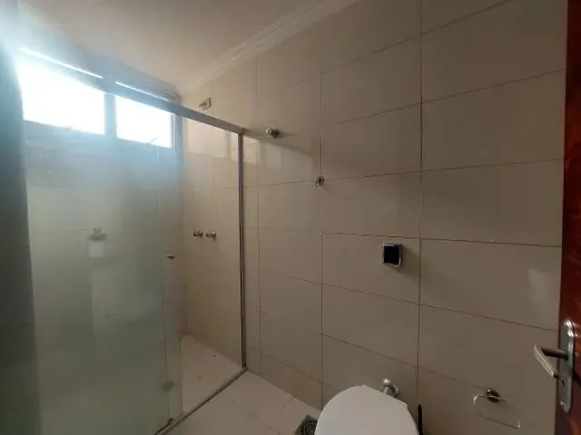 Imagem 4: Aluga-Se! Apartamento 3 Quartos (1 Suíte) - Zona 7