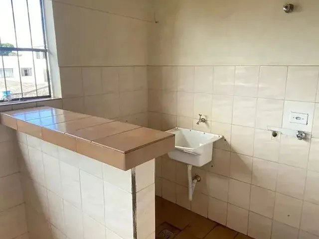 Imagem 10: Imóvel para Aluguel com 90 Metros Quadrados com 3 Quartos em Jardim Alvorada - Maringá