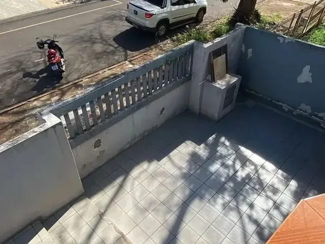 Imagem 11: Imóvel para Aluguel com 90 Metros Quadrados com 3 Quartos em Jardim Alvorada - Maringá
