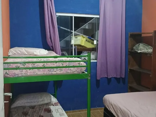 Imagem 2: Casa Ampla com Piscina Wi-Fi Uma Quadra da Praia
