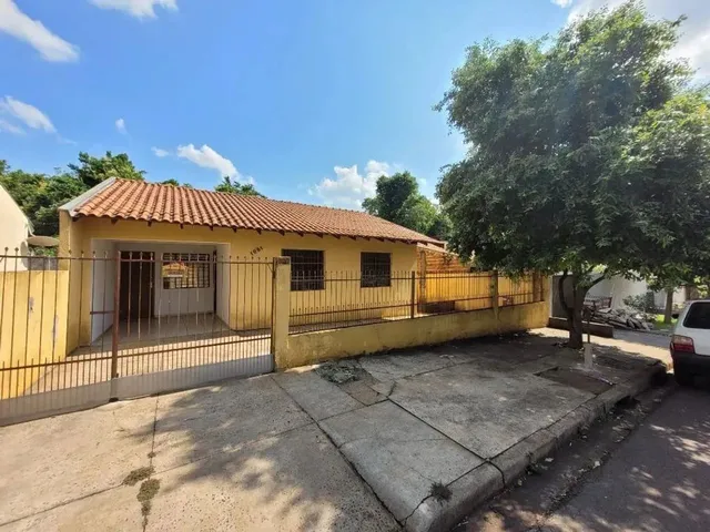 Imagem 1: Casa para Alugar em Maringá, Conjunto Habitacional Inocente Vila Nova Júnior, com 3