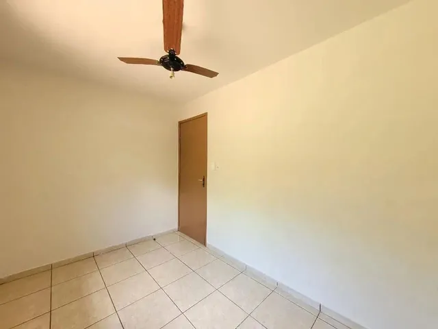 Imagem 15: Casa para Alugar em Maringá, Conjunto Habitacional Inocente Vila Nova Júnior, com 3