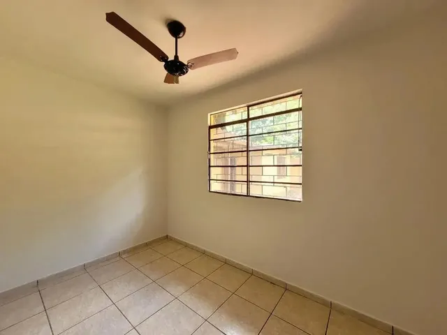 Imagem 9: Casa para Alugar em Maringá, Conjunto Habitacional Inocente Vila Nova Júnior, com 3