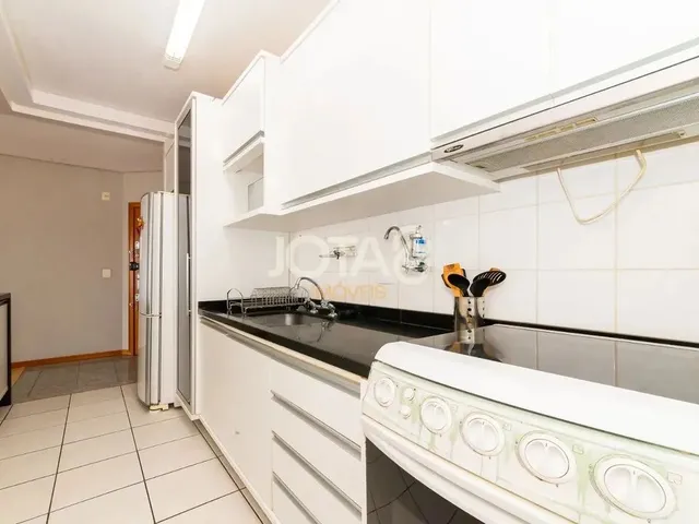 Imagem 2: Excelente Apartamento no Batel Excelente Apartamento no Batel - J8