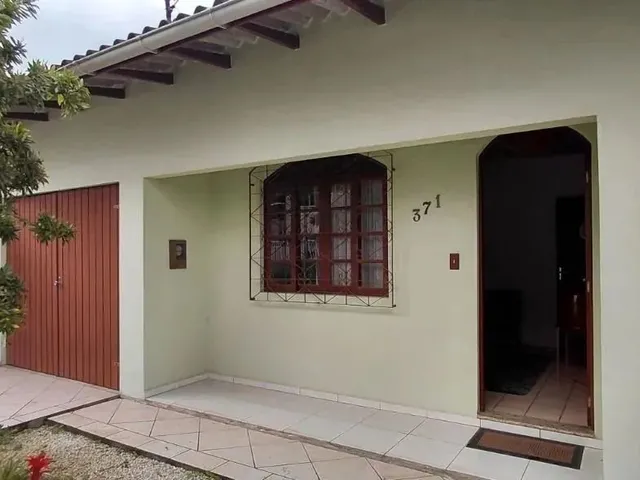 Imagem: Casa no Centro da Palhoça com 2 Quartos