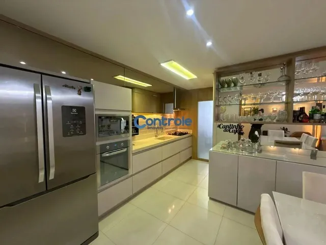 Imagem 1: Apartamento com 03 Dormitórios + Home Office com 02 Vagas e Mobiliado na Praia Comprida