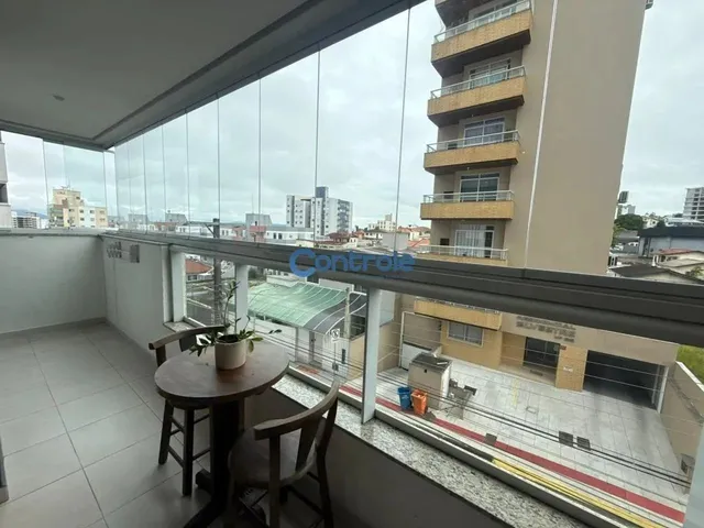 Imagem 11: Apartamento com 03 Dormitórios + Home Office com 02 Vagas e Mobiliado na Praia Comprida