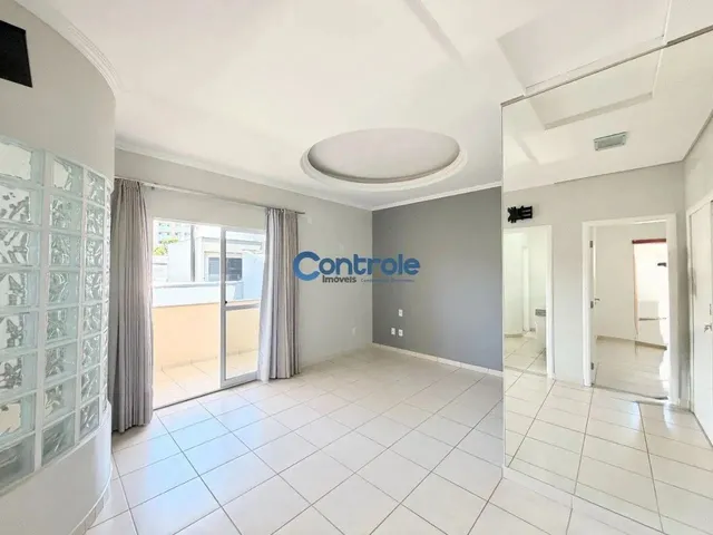 Imagem 4: Casa com 3 Dormitórios, Sendo 1 Suíte, 2 Vagas de Garagem, Localizada no Bairro Pagani