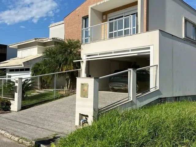 Imagem 16: Casa com 4 Dormitórios, Sendo 3 Suítes, Garagens para 2 Carros