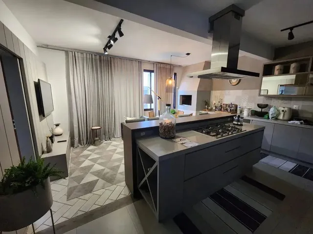 Imagem 2: Casa com 250M² + Loja Comercial