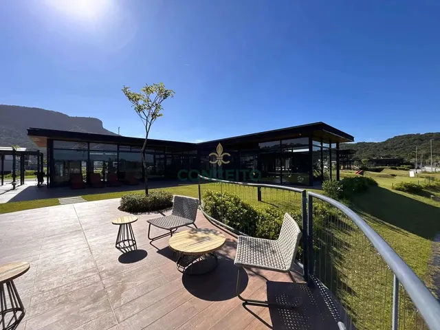 Imagem: Casa Alto Padrão a Venda no Condomínio
