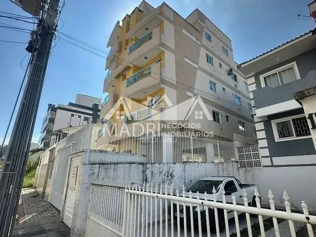 Imagem: Cobertura com 4 Dormitórios À Venda, 99