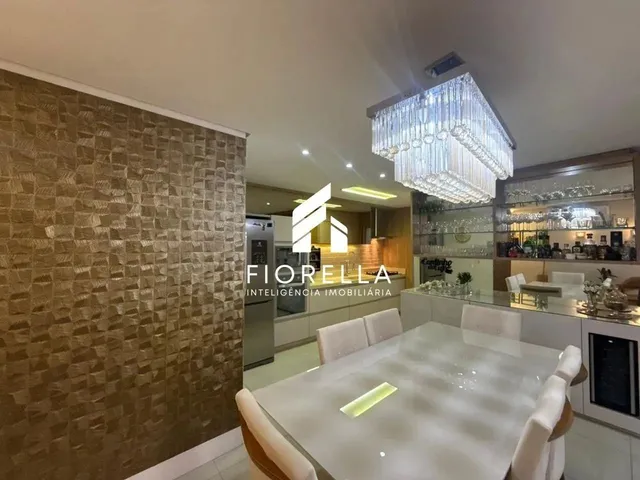 Imagem: Apartamento À Venda com 04 Dormitórios