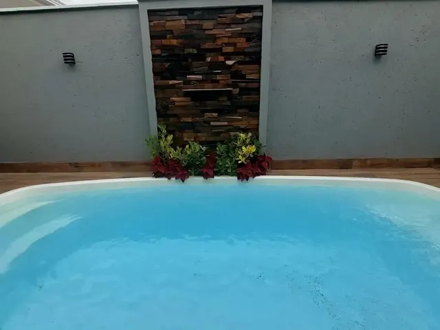Imagem 3: Casa com 3 Dormitórios Sendo Uma Suíte, com Piscina.