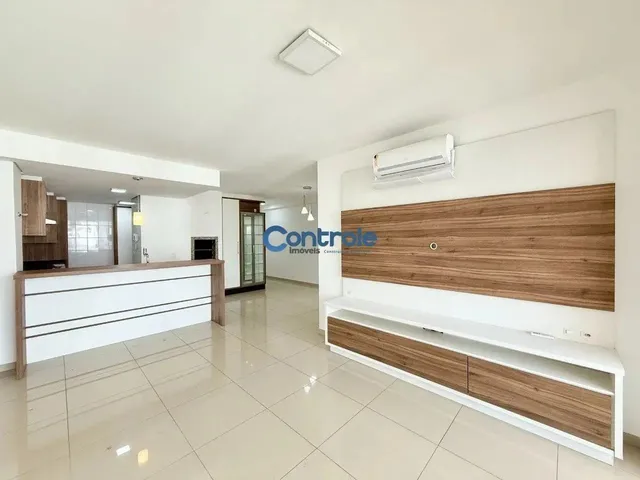 Imagem: Apartamento À Venda em Barreiros - São