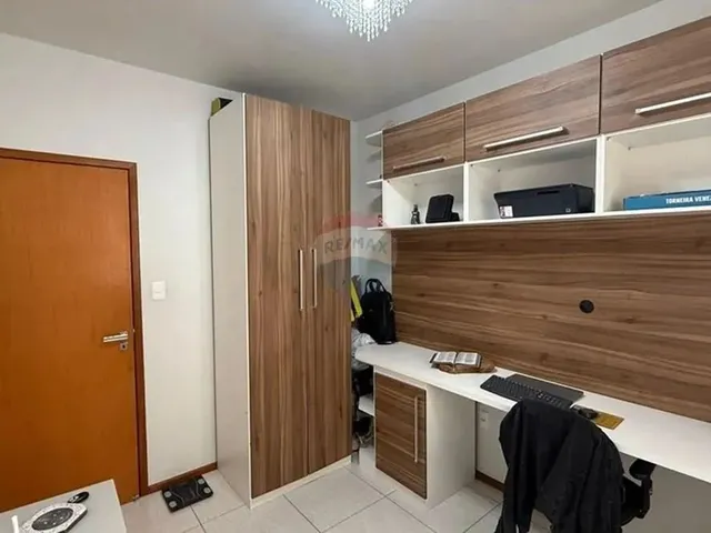Imagem 8: Apartamento À Venda no Granbery Amplo, Tranquilo e em Excelente Estado de Conservação