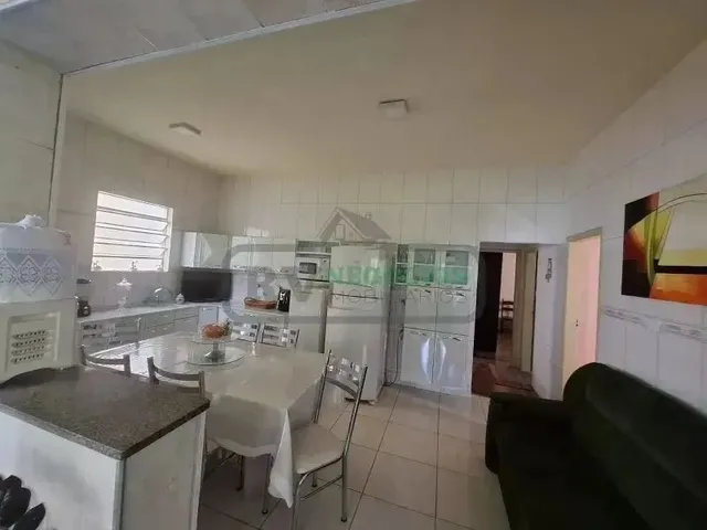 Imagem 12: Imóvel para Venda com 250 Metros Quadrados com 3 Quartos em Centro - Rio Pomba - Mg