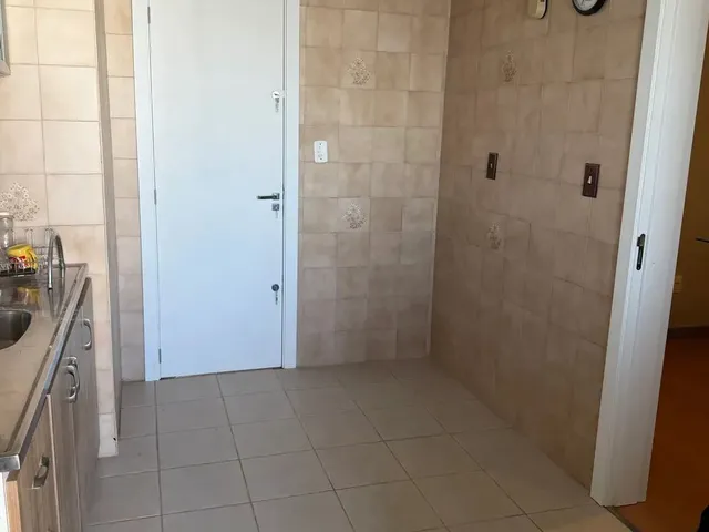 Imagem 10: Apartamento com 3 Dorms + Suíte - Kobrasol