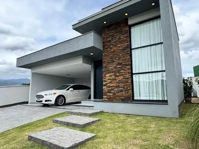 Imagem: Linda Casa em Santo Amaro da Imperatriz