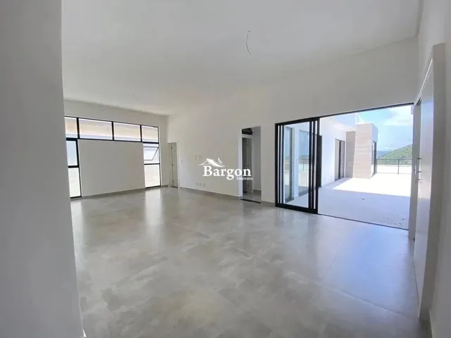 Imagem: Casa Linear a Venda em Condomínio Fechado