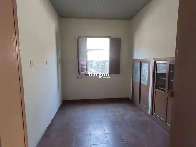 Imagem 3: Casa com 4 Quartos Sendo 1 Suíte a Venda no Centro de Lima Duarte