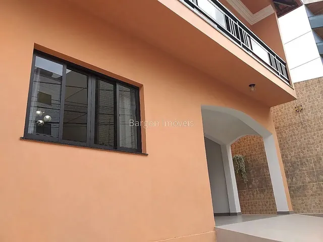 Imagem 10: Casa Linear com 4 Quartos Sendo 1 Suíte, Área Externa, Mais Edícula Completa a Venda