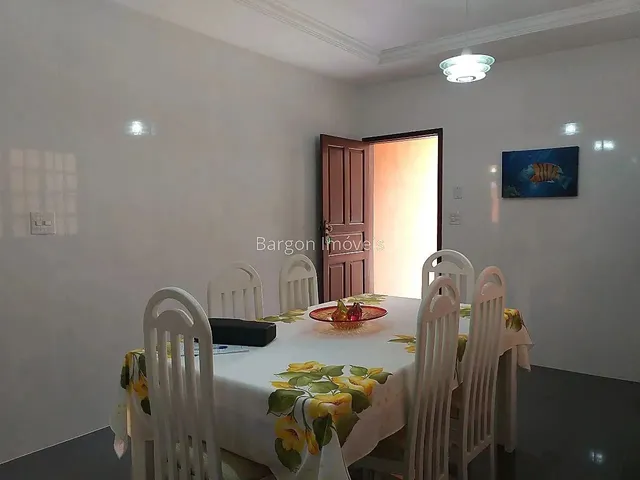 Imagem 11: Casa Linear com 4 Quartos Sendo 1 Suíte, Área Externa, Mais Edícula Completa a Venda