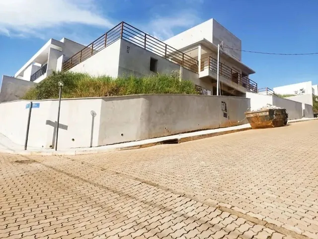 Imagem: Casa com 3 Quartos, 370 M² - Venda por