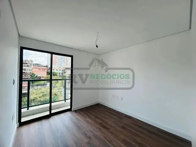 Imagem 7: Ca4570Imóvel para Venda com 183 Metros Quadrados com 4 Quartos em santa Helena - Juiz De