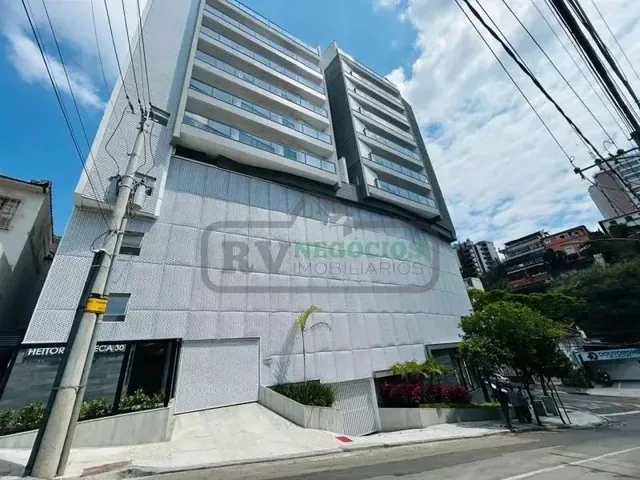 Imagem 10: Ca4570Imóvel para Venda com 183 Metros Quadrados com 4 Quartos em santa Helena - Juiz De