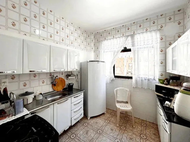 Imagem 8: Sobrado com 5 Quartos no Bairro de Lourdes