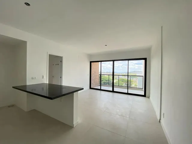 Imagem: Apartamento de 2 Quartos com Varanda e Bela