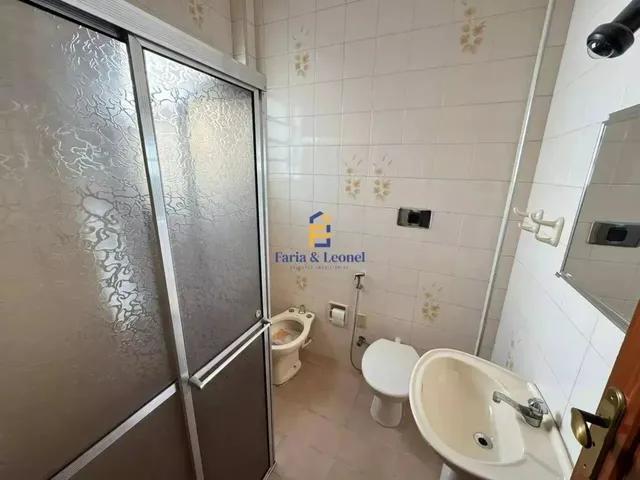 Imagem 3: Imóvel para Venda Tem 56 Metros Quadrados com 2 Quartos em Centro - Juiz de Fora - Mg